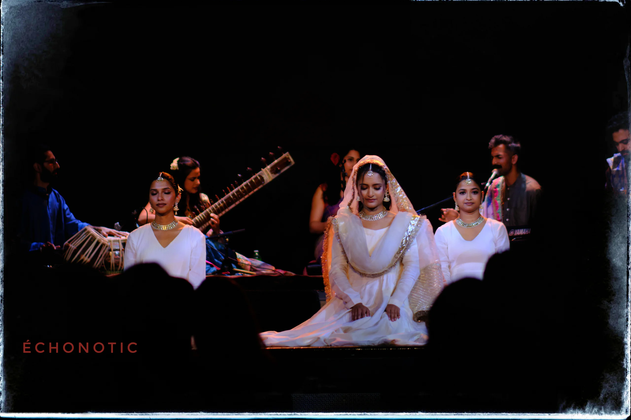 Humari Kahani - Virasat - Échonotic